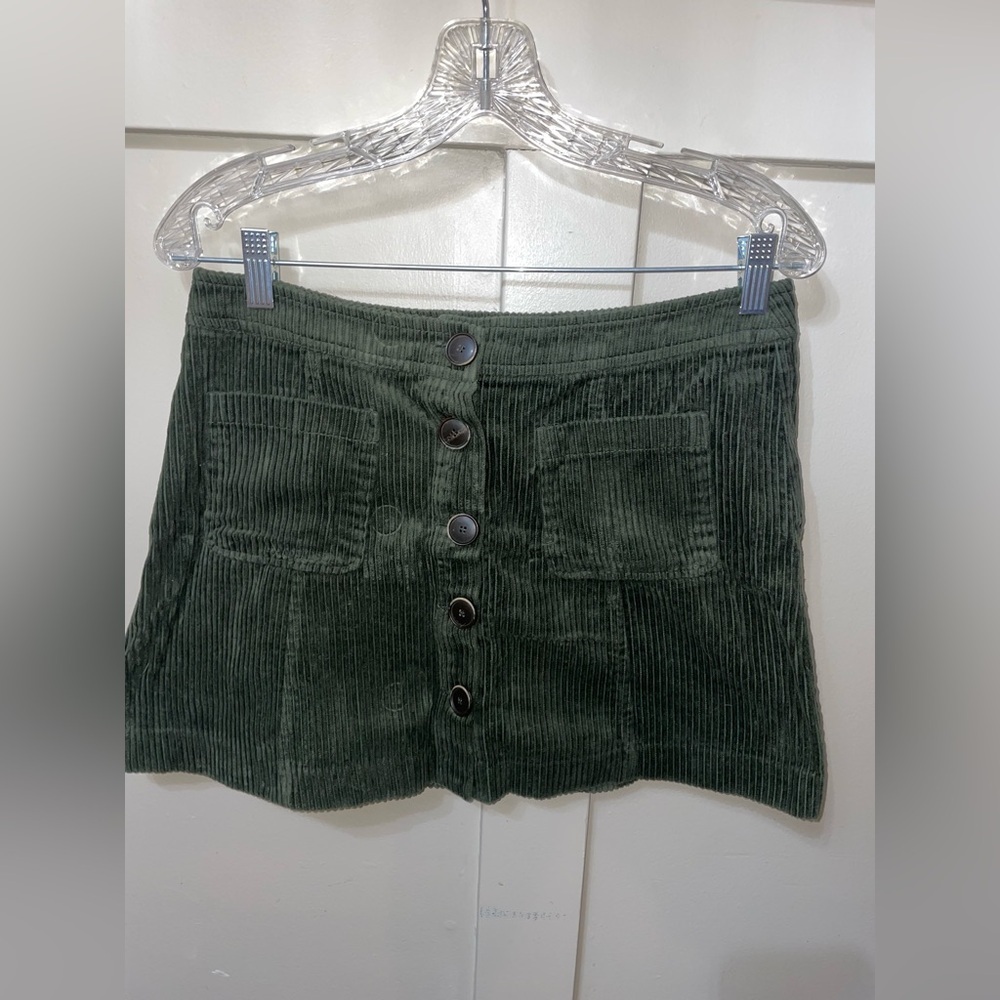 Zara TRF Collection Corduroy SKIRT Womens Size L Olive Green Button Front Pocket